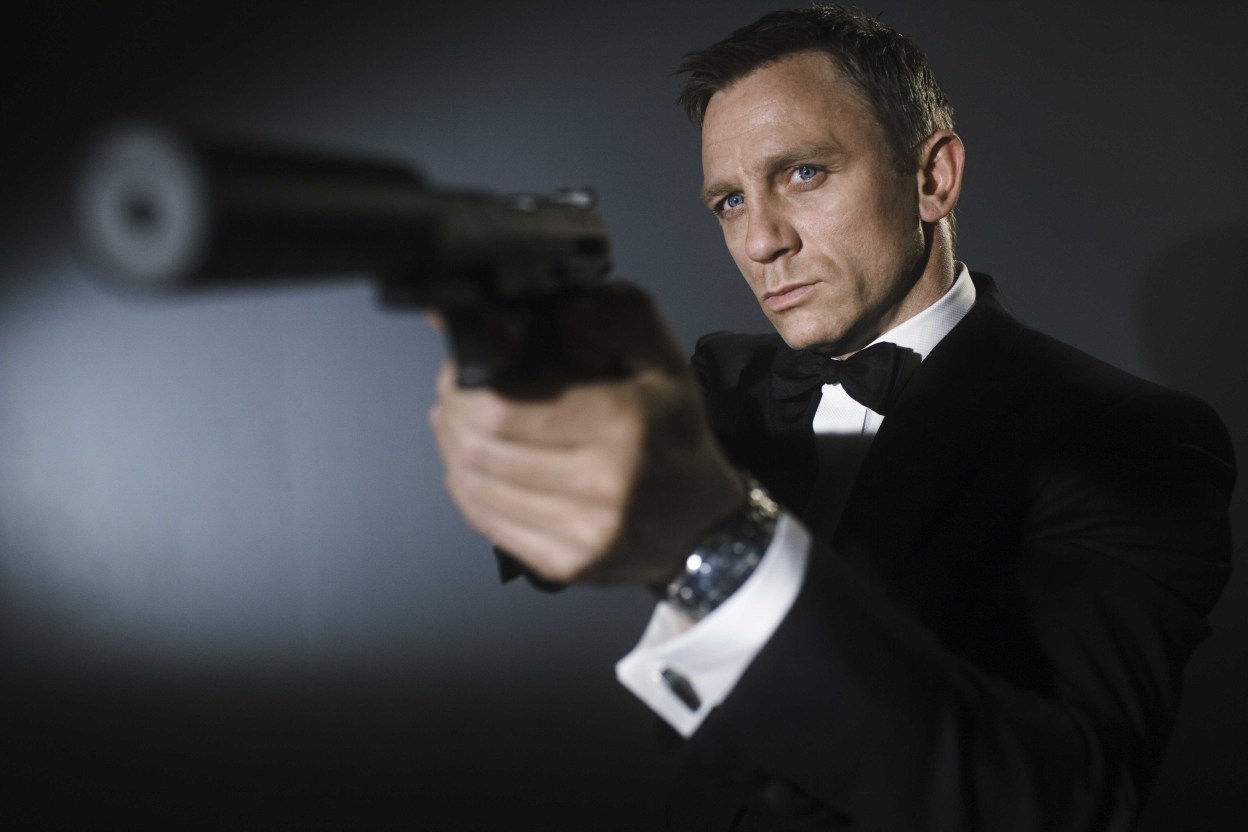 Bond movie casino royale cast - finkja